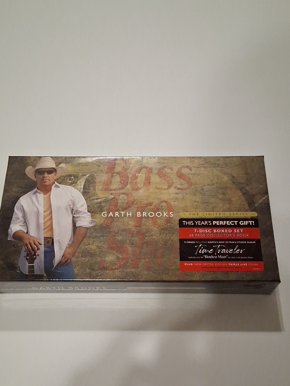 Garth Brooks Bass Pro 7 Disc Boxed Set